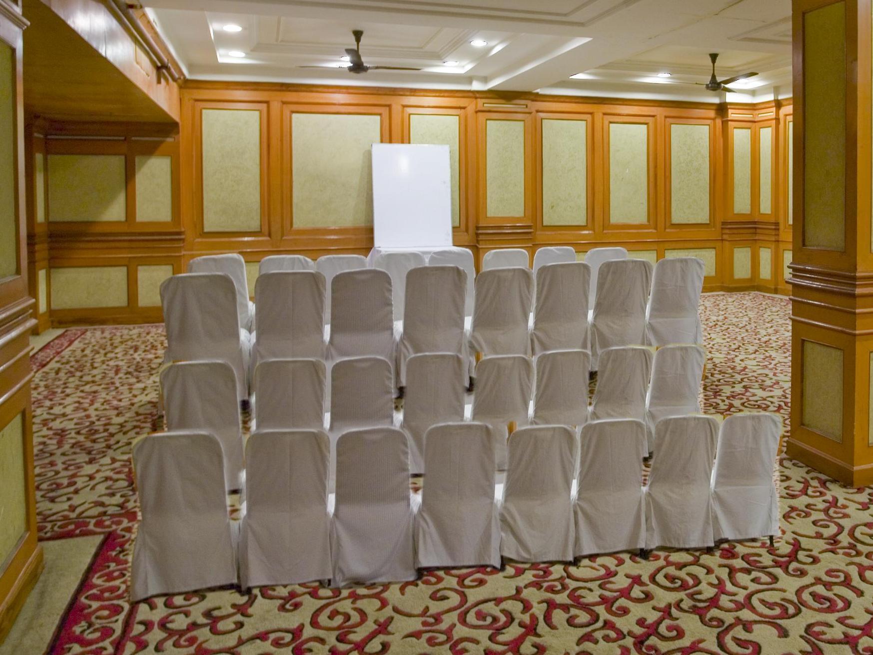 The Bmk Hotel New Delhi Eksteriør billede