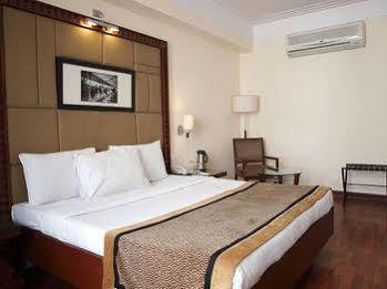 The Bmk Hotel New Delhi Eksteriør billede